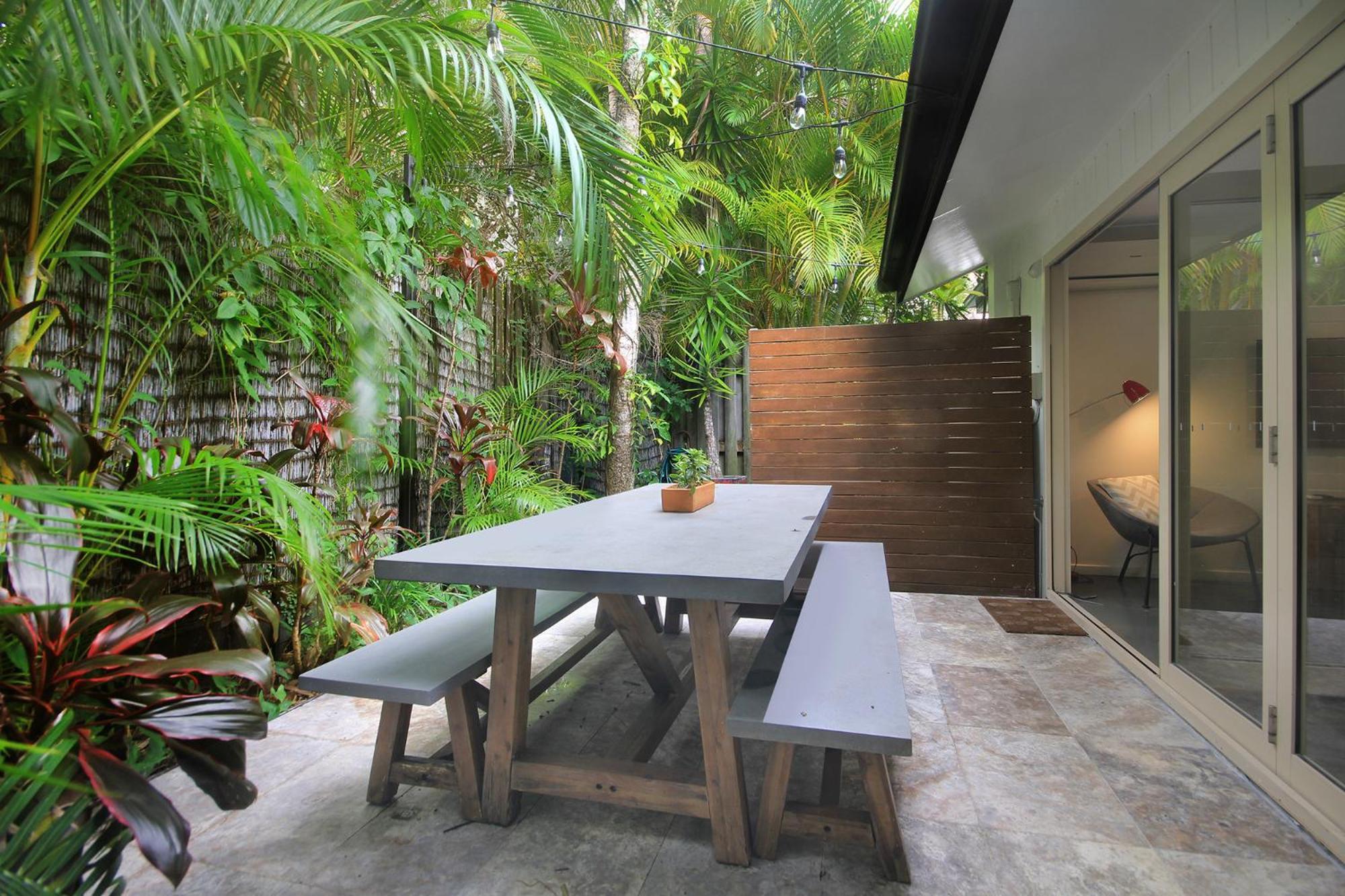 Byron Lakeside Holiday Apartments Byron Bay Exterior foto