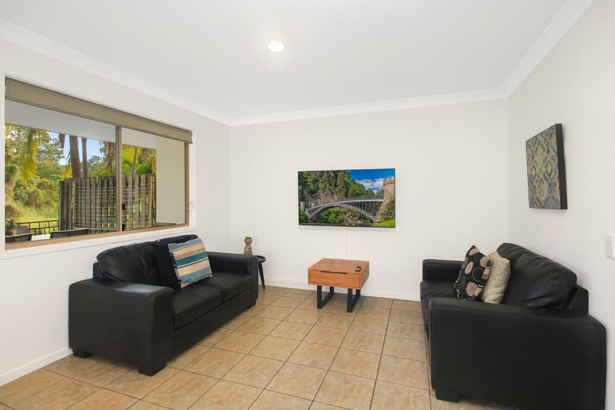 Byron Lakeside Holiday Apartments Byron Bay Exterior foto