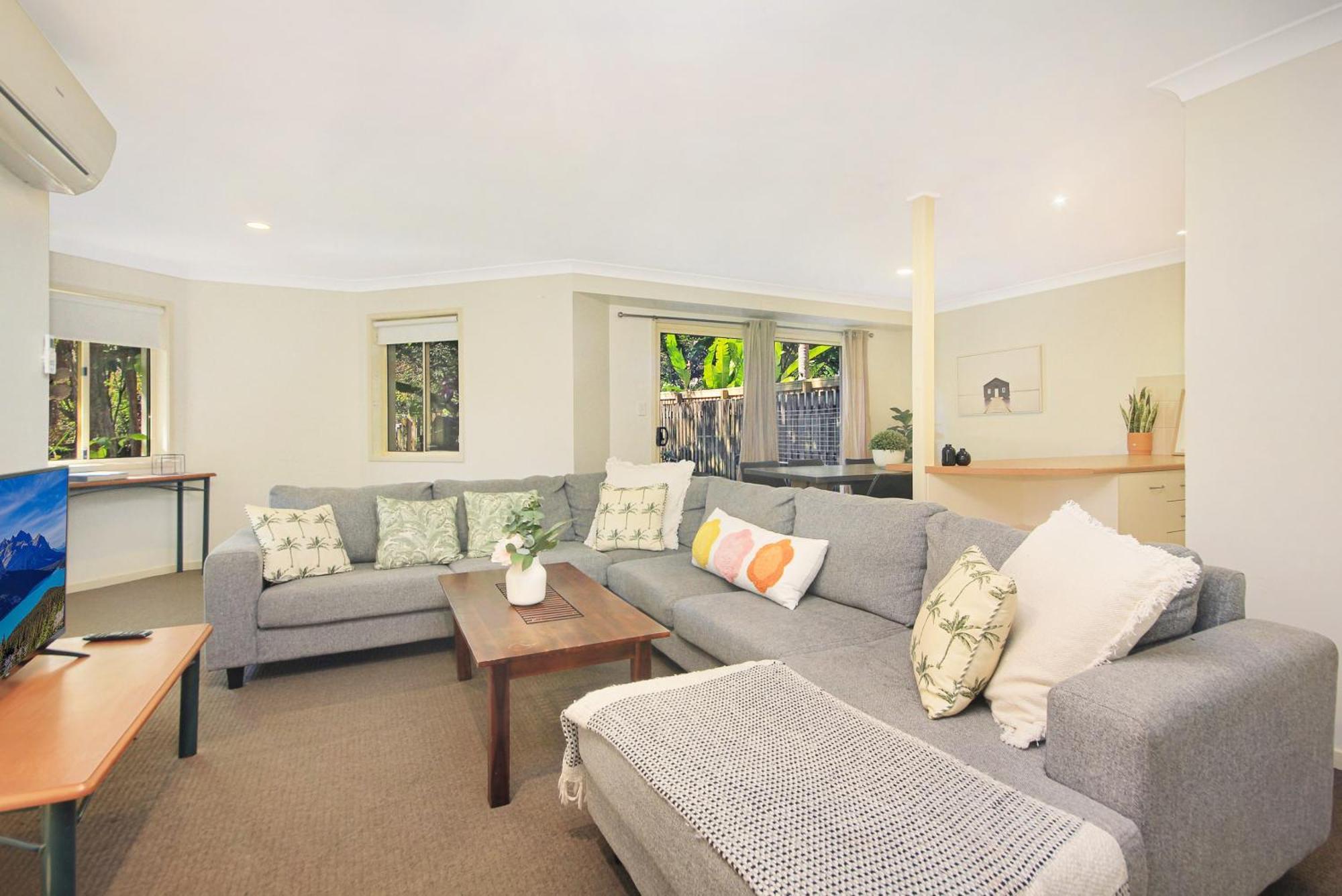 Byron Lakeside Holiday Apartments Byron Bay Exterior foto
